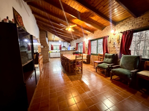 Hermosa Casa en Venta en Villa del Lago Carlos Paz